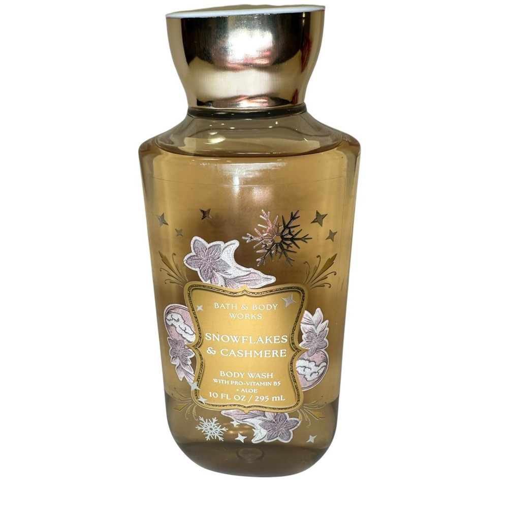 Bath & Body Works Snowflakes & Cashmere Body Wash 10 oz Winter Scent NEW